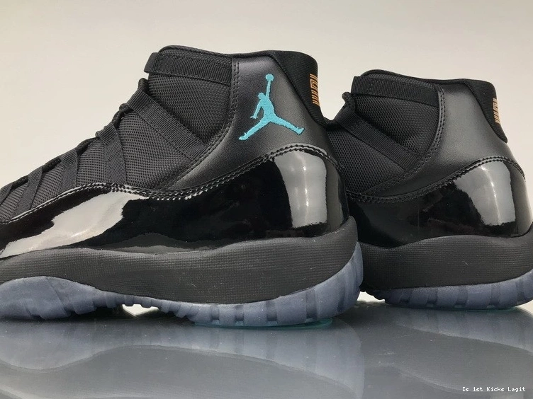 Blue Retro  Air gamma 006 378037- 11 Jordan 0420